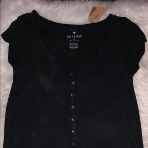 Black American Eagle Soft and Sexy T-shirt NWT